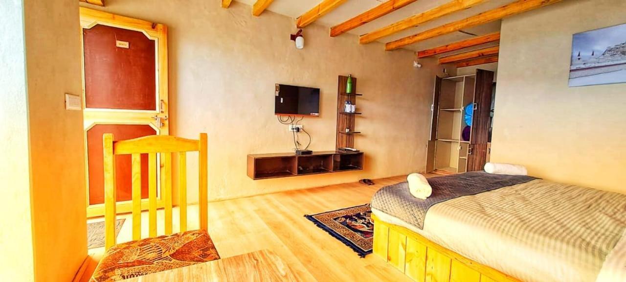 Mystic Pangong Hotell Spangmik Exteriör bild
