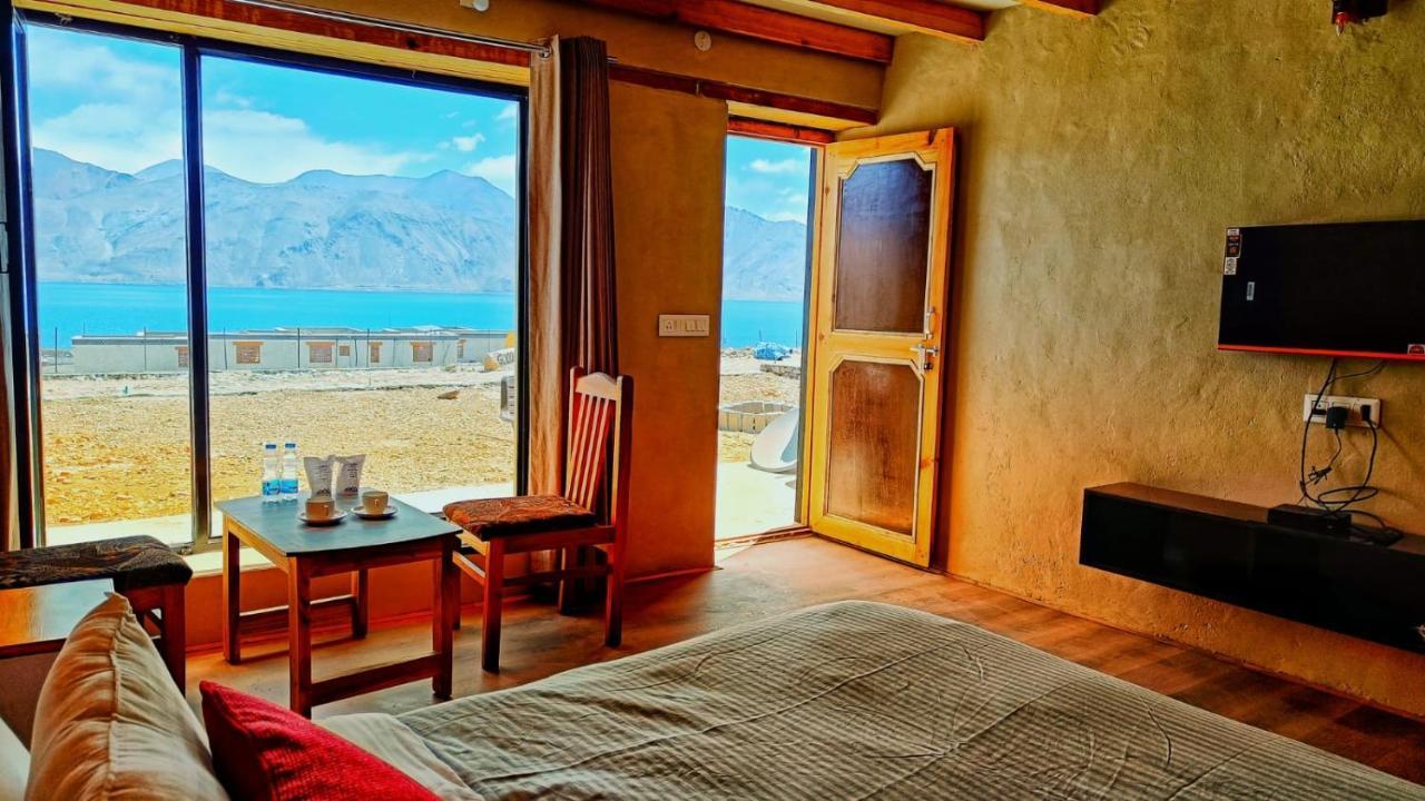 Mystic Pangong Hotell Spangmik Exteriör bild