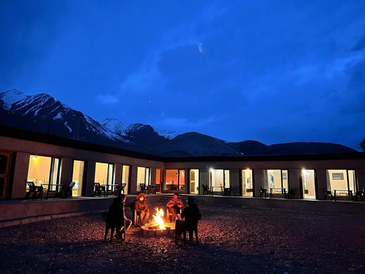 Mystic Pangong Hotell Spangmik Exteriör bild