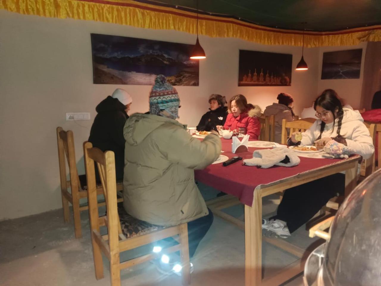Mystic Pangong Hotell Spangmik Exteriör bild